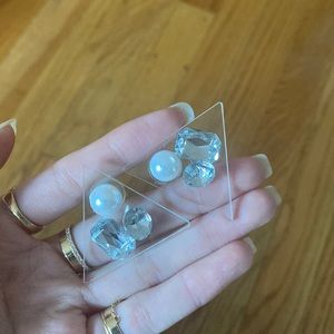 Clear triangle earrings